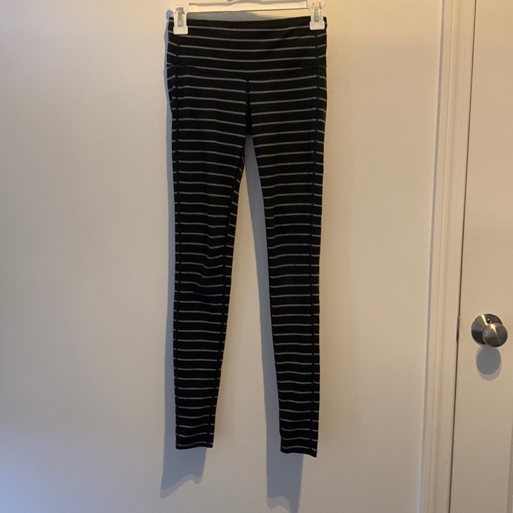 3/$25 Athleta leggings striped